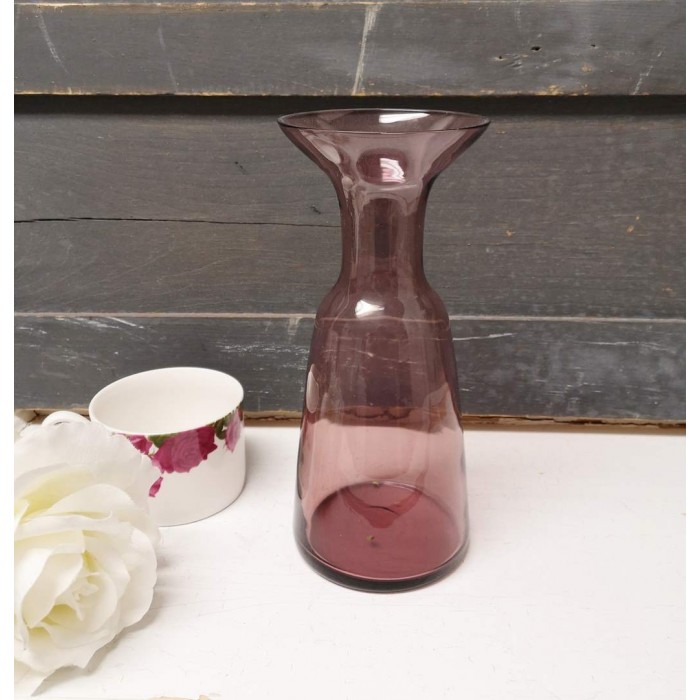 Vase en verre prune fumée